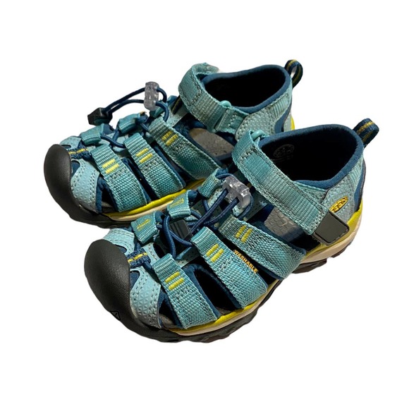 Toddler Keens Teal Blue and Yellow sandal waterproof shoes size 8 infant… - Picture 6 of 9